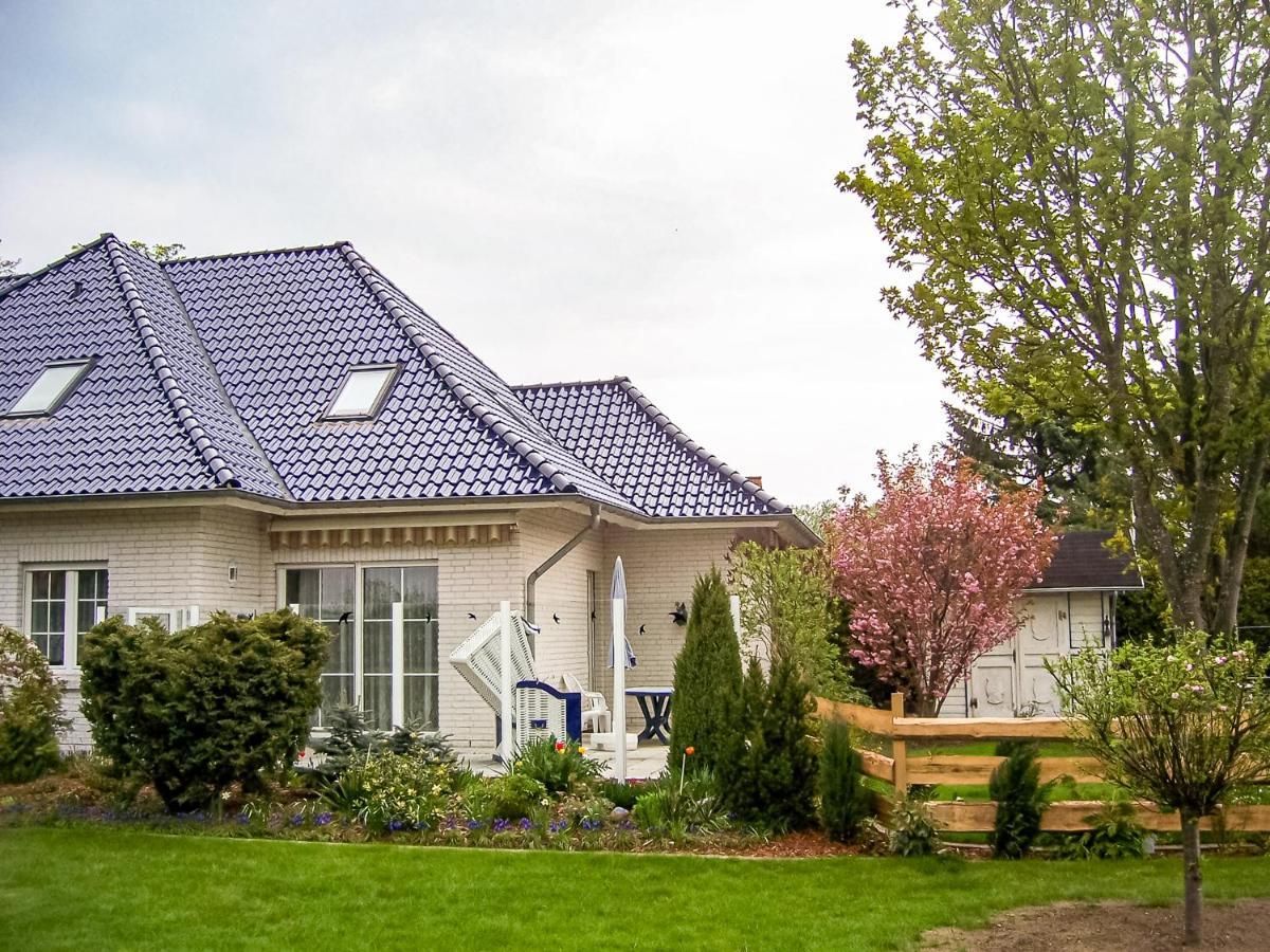 Ferienwohnung Im Kranichgebiet Gross Mohrdorf Luaran gambar